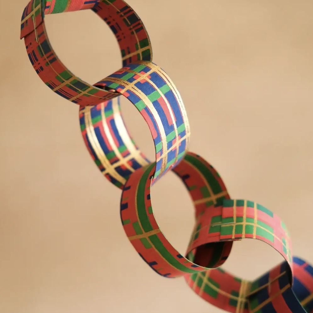 Paper Chain Packs