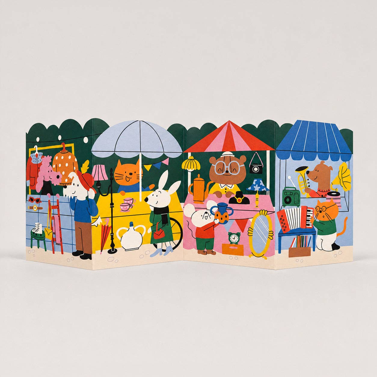 Flea Market Concertina Card by Isa Pirracas